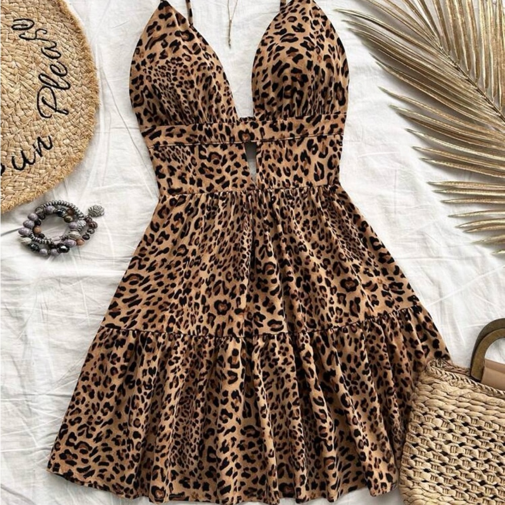 Leopard Print Halter Dress SHEIN